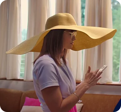 Amazon Hyundai 2023 
                 by Alice Kong                